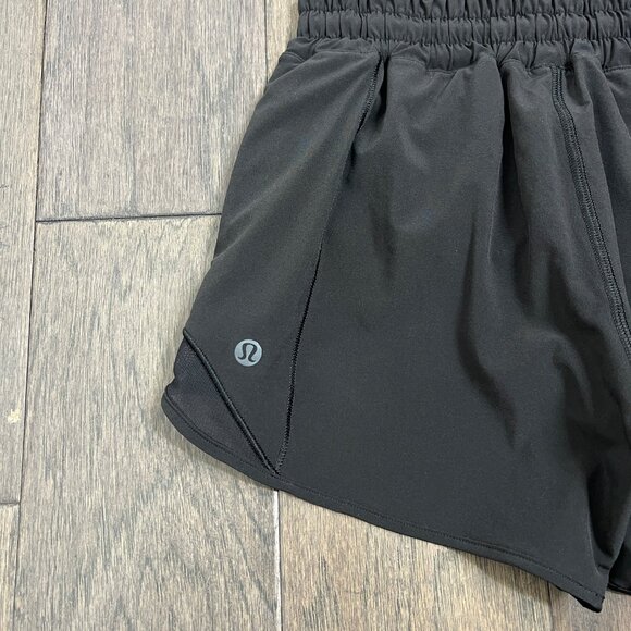 Lululemon Hotty Hot Short II *Long 4" Black - Picture 3 of 8
